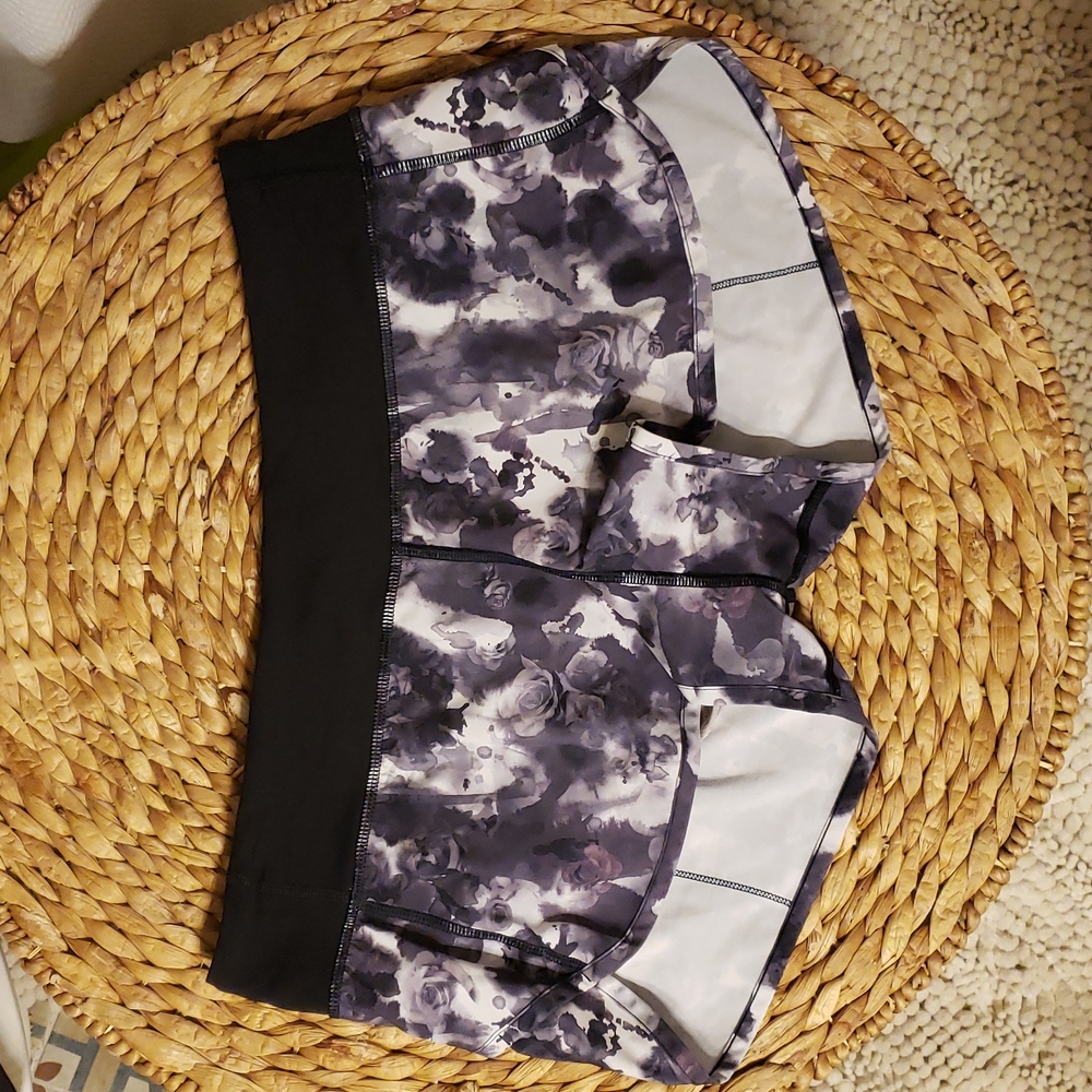 Lululemon speed short